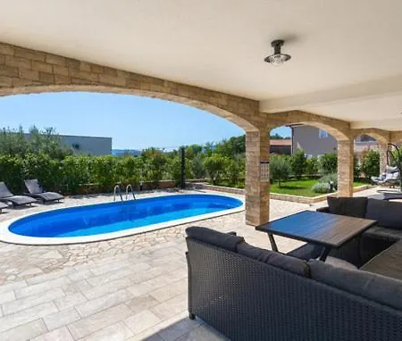 House Begonia Krk With Heated Swimming Pool * Zgaljic