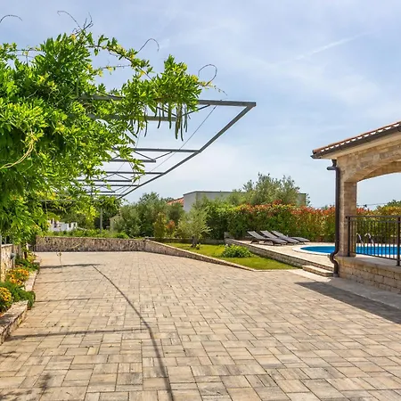 House Begonia Krk With Heated Swimming Pool * Zgaljic